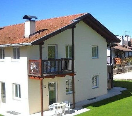 Appartments Am Wiesenrand Нова-Поненте Экстерьер фото